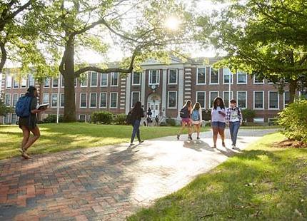 Students in front of Dwight Hall